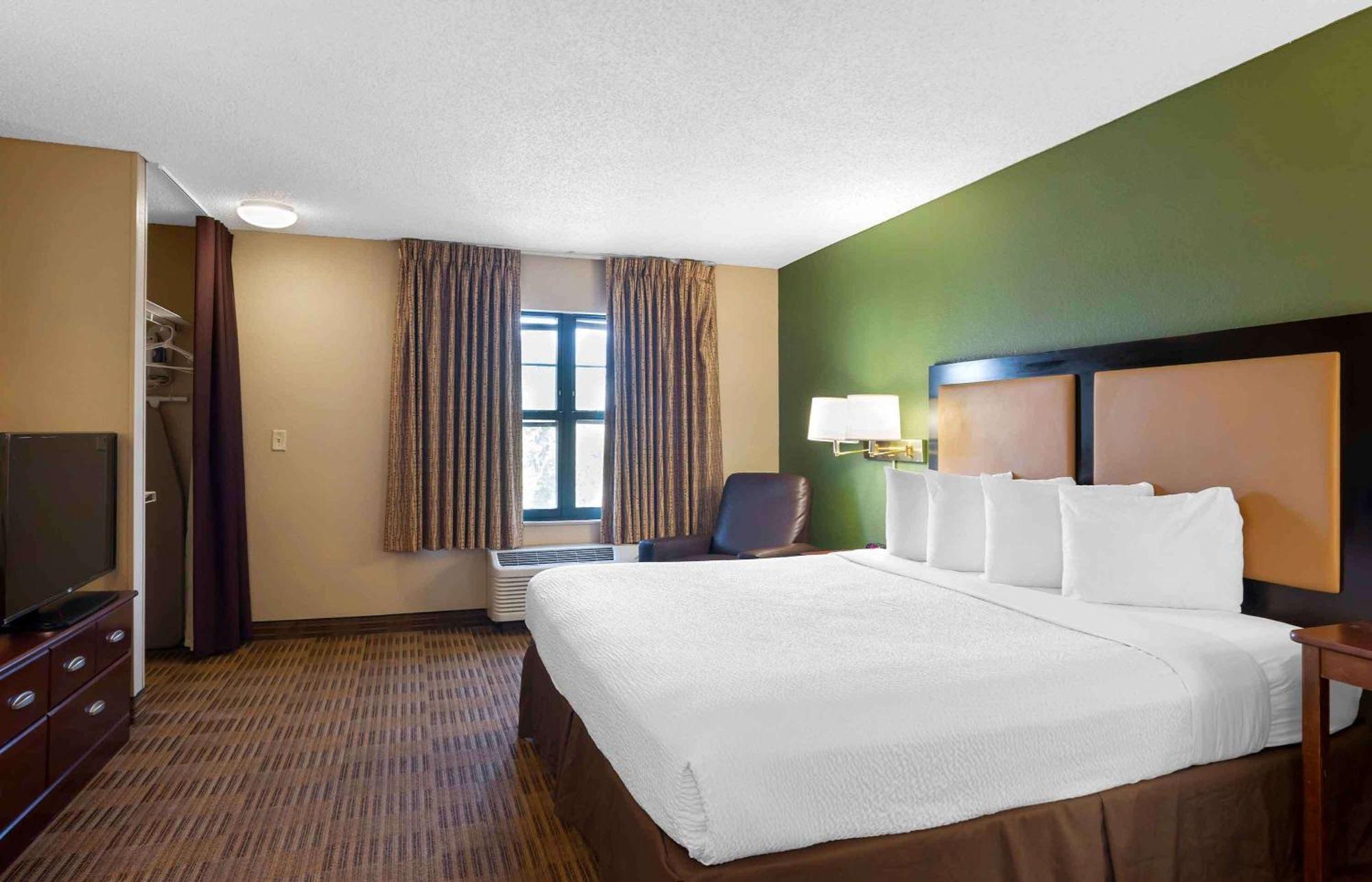 Extended Stay America Suites - Orlando - Lake Mary - 1036 Greenwood Blvd Exterior photo